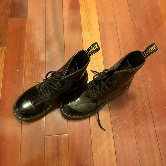 Dr Marten boots - Picture 6 of 7